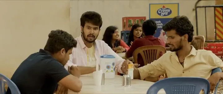 College Kumar (2020) (Hindi – Telugu) Dual Audio UnCut HDRip 720p – 480p Screenshot